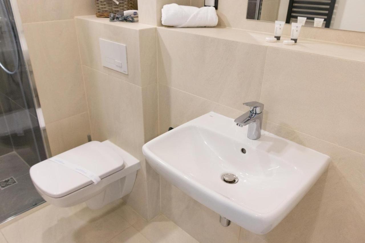Hotel Katowice Premium Экстерьер фото